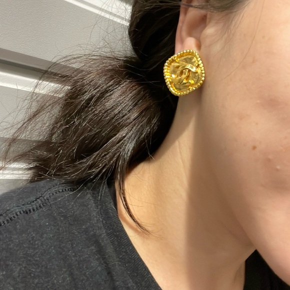 Chanel CC Rhombus Gold Plated Clip On Earrings - Picture 6 of 6